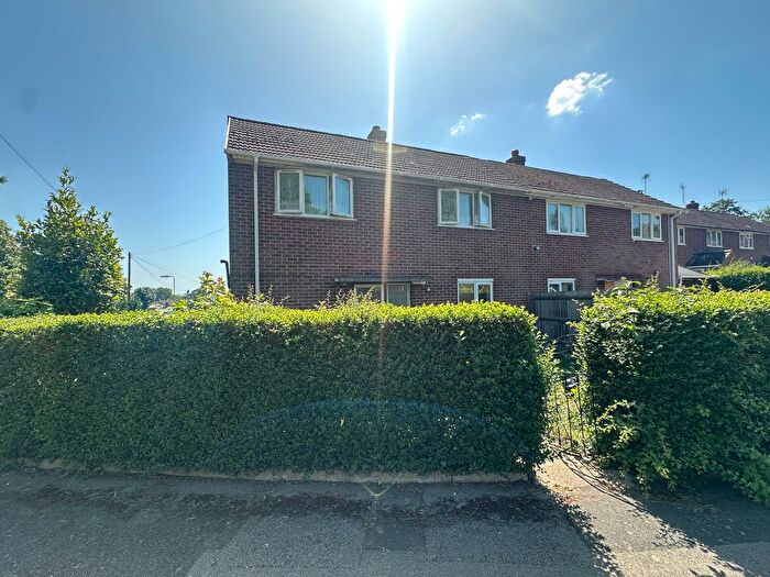 3 Bedroom Semi-Detached House To Rent In Field Road, Farnborough, GU14