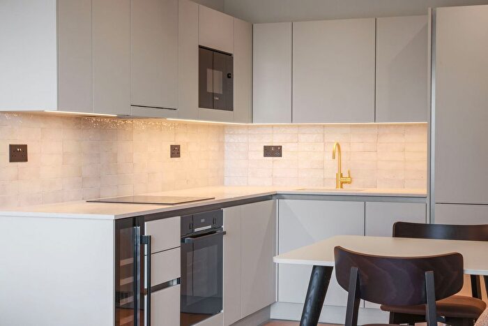 1 Bedroom Flat To Rent In The Draper, Draycote House, Colindale, NW9