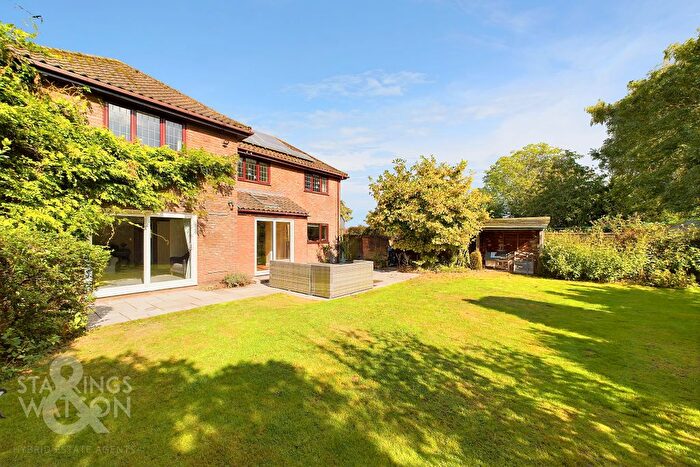 4 Bedroom Detached House For Sale In School Road, South Walsham, Norwich, NR13