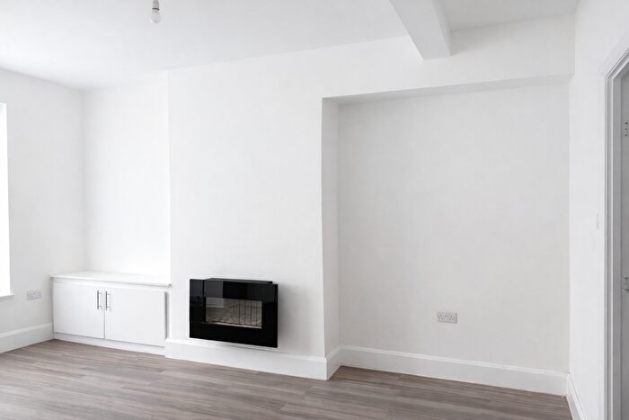 2 Bedroom Terraced House To Rent In Cornwall Avenue, Manchester, M19