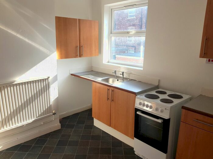 1 Bedroom Flat To Rent In Beckenham Road, Nottingham, NG7