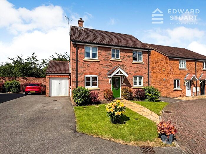 4 Bedroom Detached House For Sale In Bath Road, Eye, Peterborough, Cambridgeshire, PE6