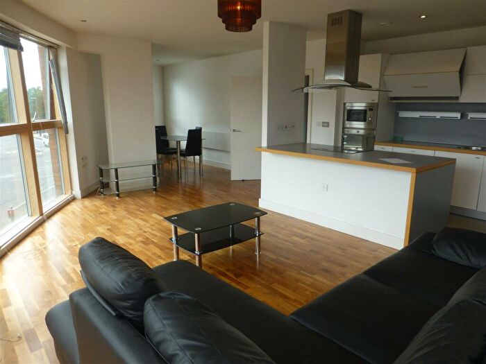 2 Bedroom Apartment To Rent In The Hacienda, City Centre, M1
