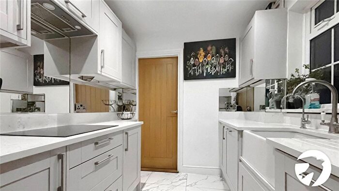 3 Bedroom Semi-Detached House To Rent In Vine Road, Orpington, BR6