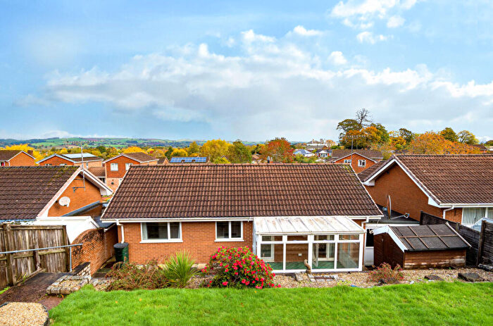 2 Bedroom Bungalow For Sale In Lime Tree Mead, Tiverton, Devon, EX16