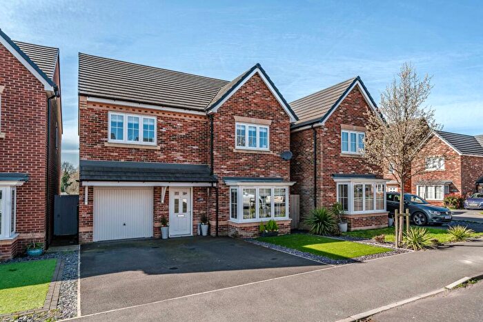 4 Bedroom Detached House For Sale In Mill Lane, Coppull, PR7