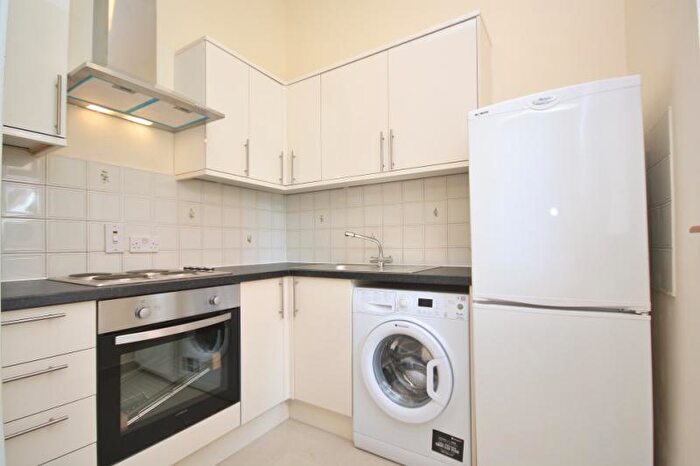 2 Bedroom Apartment To Rent In London Road, Guildford, Surrey, GU1