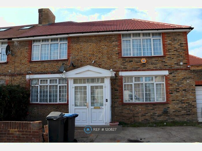 4 Bedroom End Of Terrace House To Rent In Latymer Way, London, N9