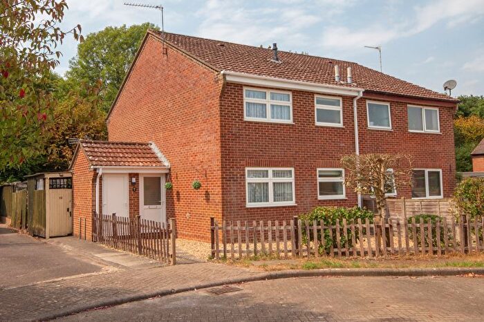 1 Bedroom End Of Terrace House To Rent In Chillenden Court, Totton, Southampton, SO40