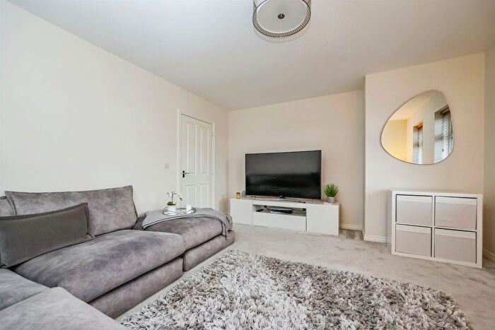 2 Bedroom Flat For Sale In Grey Meadow Road, Ilkeston, DE7