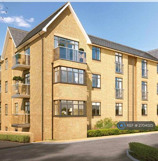 2 Bedroom Flat To Rent In Barham Court, Cuffley, EN6