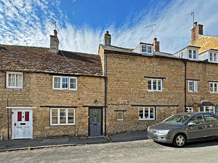 4 Bedroom Cottage For Sale In West Street, Kings Cliffe, Peterborough, PE8