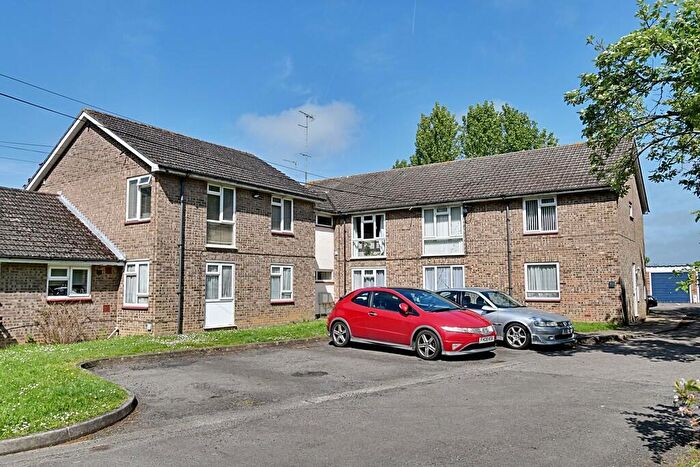 2 Bedroom Apartment To Rent In Letty Green, Letty Green, SG14