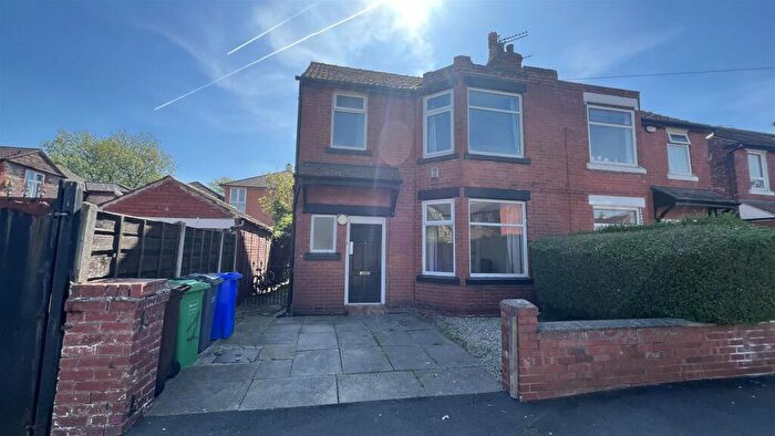 4 Bedroom Semi Detached House To Rent In £pppw Brocklebank Road, Fallowfield, Manchester., M14