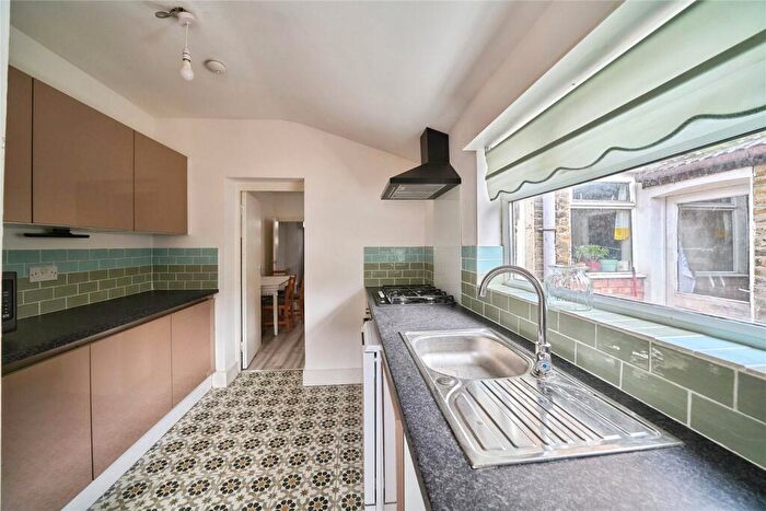 2 Bedroom Terraced House For Sale In Brock Road, London, E13