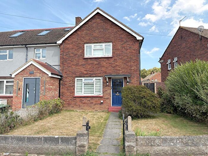 2 Bedroom End Of Terrace House For Sale In Tensing Avenue, Northfleet, Gravesend, DA11