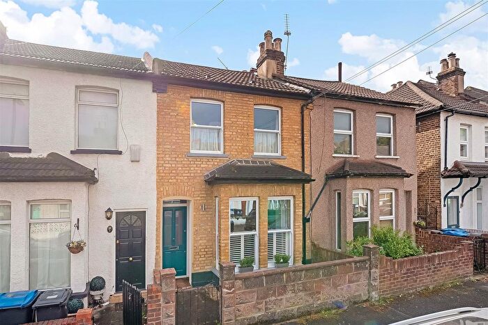 3 Bedroom Terraced House For Sale In Brafferton Road, Croydon, CR0