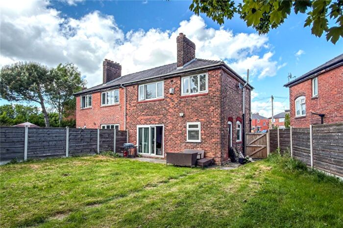 3 Bedroom Semi Detached House For Sale In Borland Avenue, New Moston, Manchester, M40