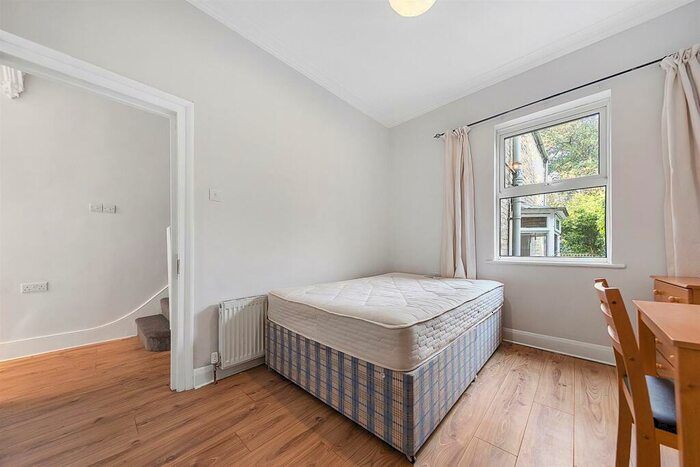 4 Bedroom Terraced House To Rent In Wrigglesworth Street, London, SE14