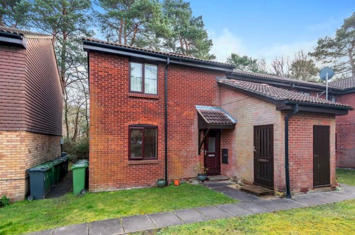 1 Bedroom Maisonette To Rent In Habershon Drive, Frimley, Camberley, Surrey, GU16