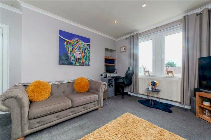 2 Bedroom Apartment For Sale In Wishaw Road, Wishaw, ML2
