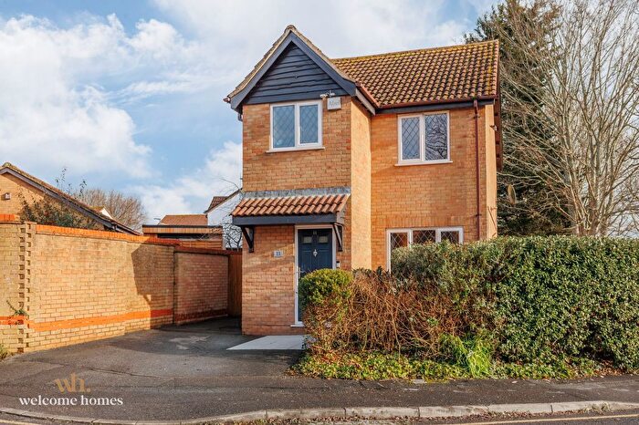 3 Bedroom Detached House For Sale In Trentham Avenue, Littledown, BH7