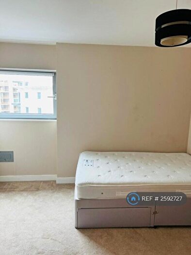 2 Bedroom Flat To Rent In Altolusso, Cardiff, CF10