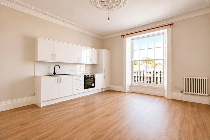 1 Bedroom Flat For Sale In Aberdeen Road, Bristol, BS6