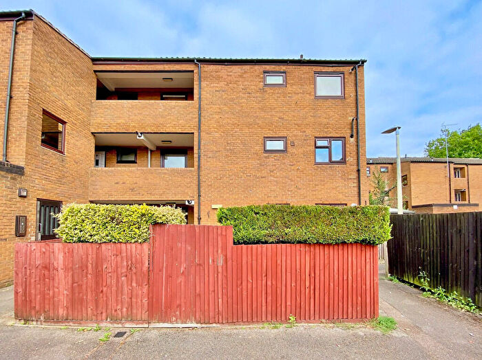 1 Bedroom Flat To Rent In Hamels Drive, Hertford, SG13
