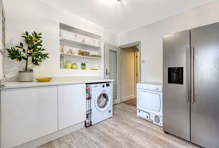 5 Bedroom Detached House For Sale In Bell Lane, Kesgrave, Ipswich, IP5