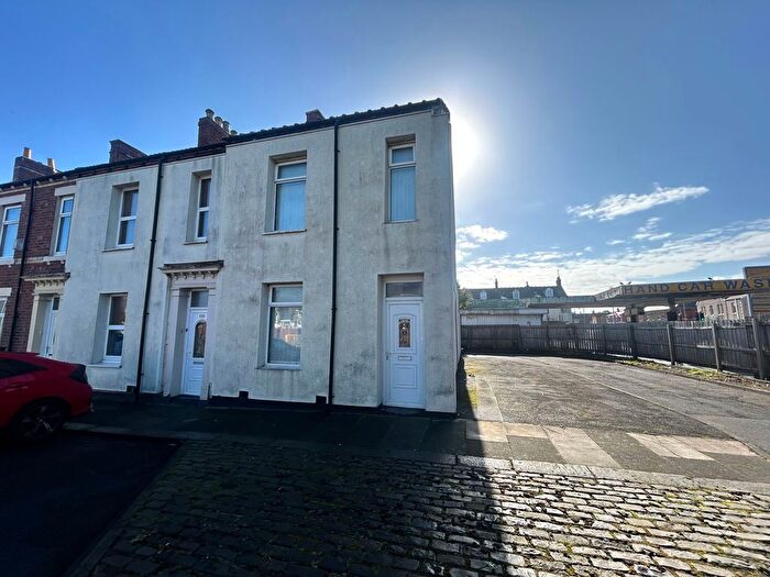3 Bedroom End Of Terrace House For Sale In Bowes Street, Blyth, NE24