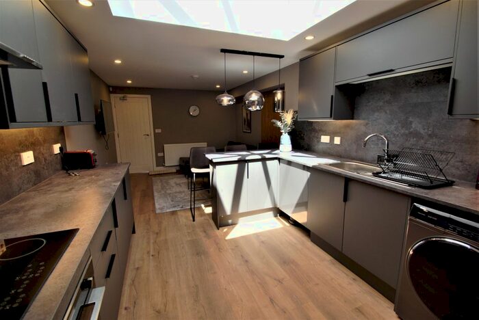 5 Bedroom Terraced House To Rent In Northfield Road, Coventry, CV1