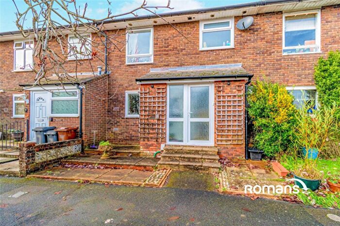 3 Bedroom Terraced House To Rent In Hussey Close, Winchester, SO23