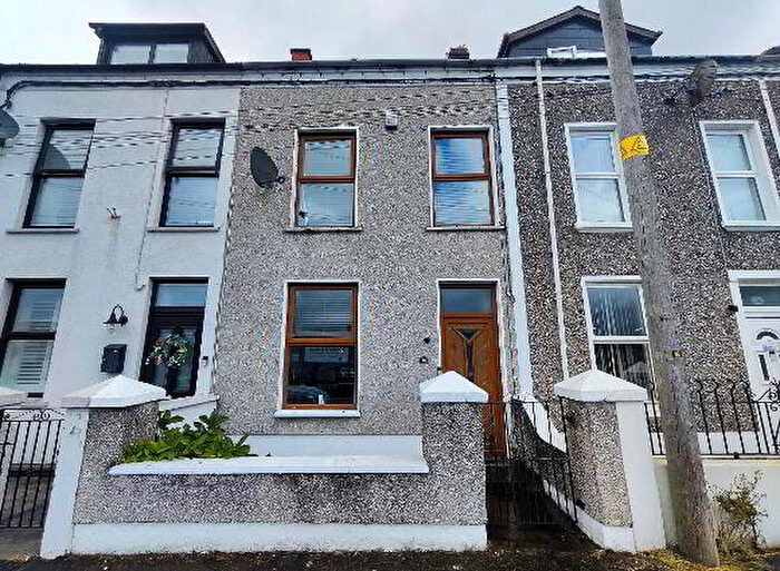 5 Bedroom Terrace House For Sale In Ballycastle Road, Coleraine, BT52
