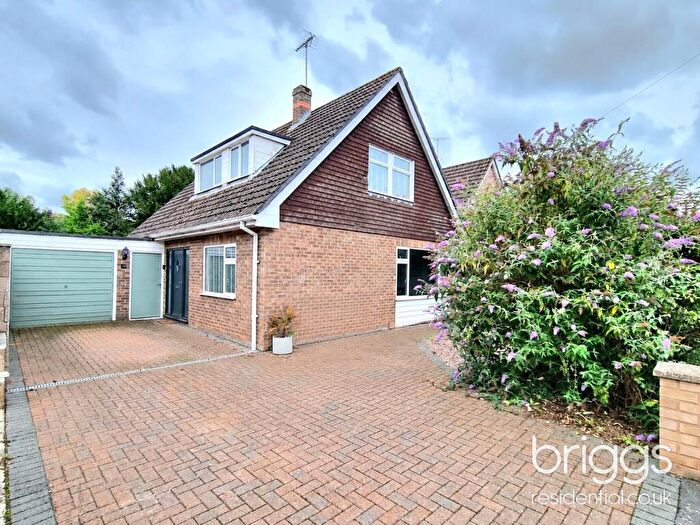 4 Bedroom Detached House For Sale In Stamford Close, Market Deeping, PE6