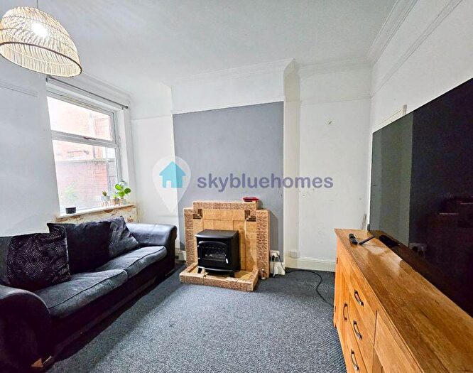 3 Bedroom Terraced House To Rent In Conway Road, Leicester, LE2