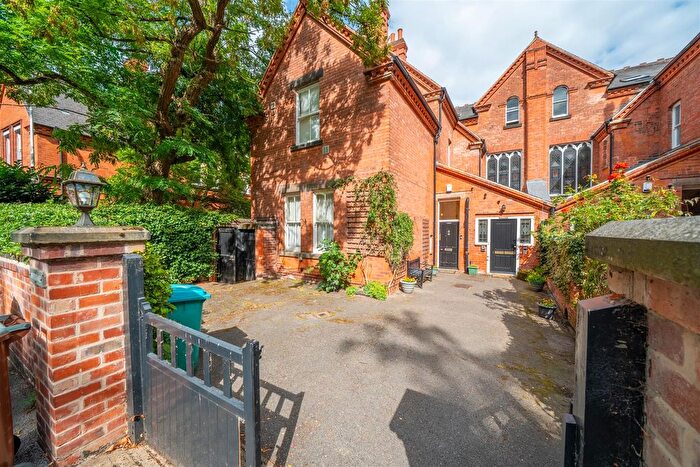 2 Bedroom Flat For Sale In Cavendish Road East, The Park, NG7