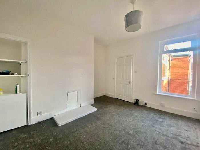 2 Bedroom Flat To Rent In Millbank Terrace, Bedlington, NE22