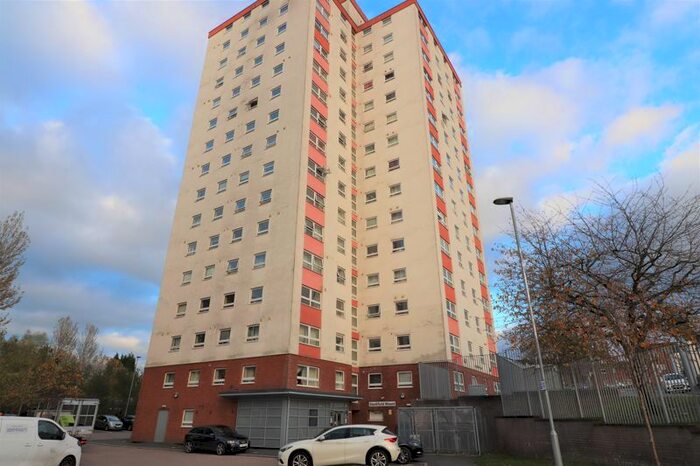 1 Bedroom Flat To Rent In Petworth Road, Chadderton, Oldham OL9