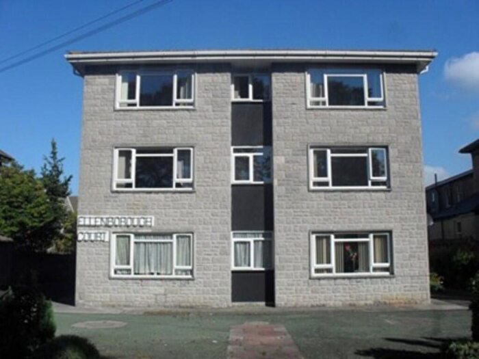 2 Bedroom Flat To Rent In Ellenborough Court, Ellenborough Park North, BS23