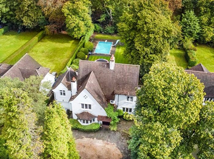 5 Bedroom Detached House For Sale In Smitham Bottom Lane, Purley, CR8