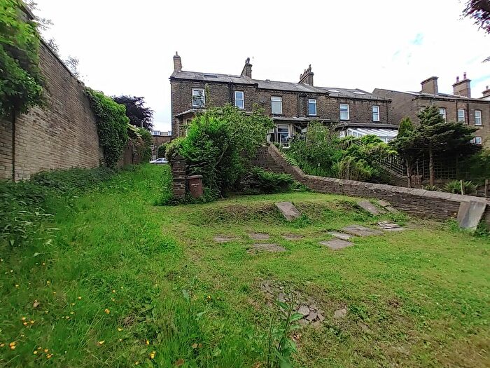 Land For Sale In Oakleigh Road, Clayton, Bradford, BD14