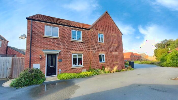 3 Bedroom Semi-Detached House To Rent In Ludlow Close, Bourne, PE10