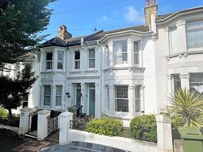 3 Bedroom Terraced House For Sale In Edburton Avenue -, BN1