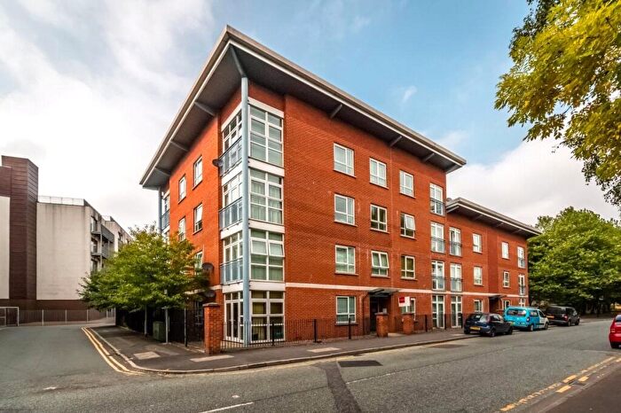 2 Bedroom Apartment To Rent In Hemisphere, Every St, Manchester City Centre, M4