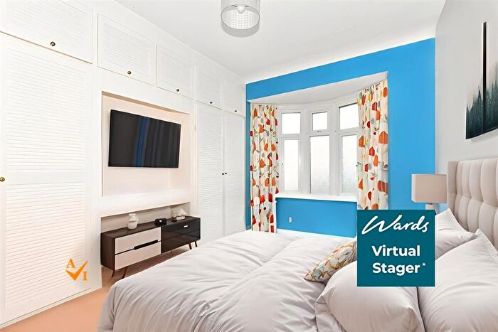 3 Bedroom Terraced House For Sale In Dymchurch Road, Hythe, Kent, CT21