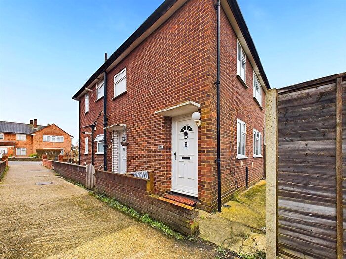 2 Bedroom Maisonette To Rent In Whitby Road, Ruislip, HA4