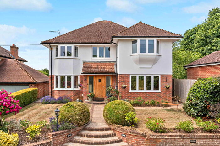 4 Bedroom Detached House For Sale In Boorman's Meadow, Cromer, SG2