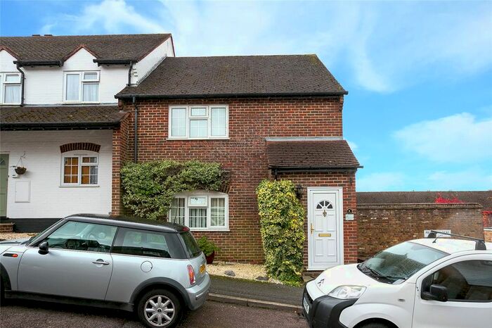 2 Bedroom Flat To Rent In Chapel Street, Hemel Hempstead HP2