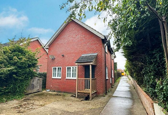 3 Bedroom Detached House To Rent In Crescent Road, East Oxford, OX4